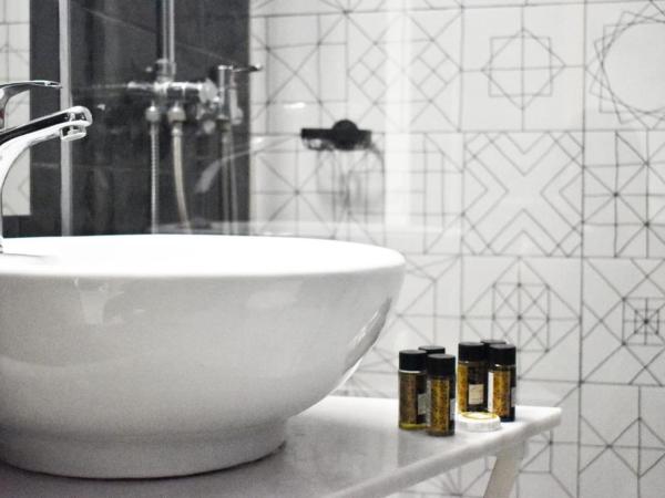 Be My Guest Athens : photo 4 de la chambre chambre triple avec balcon