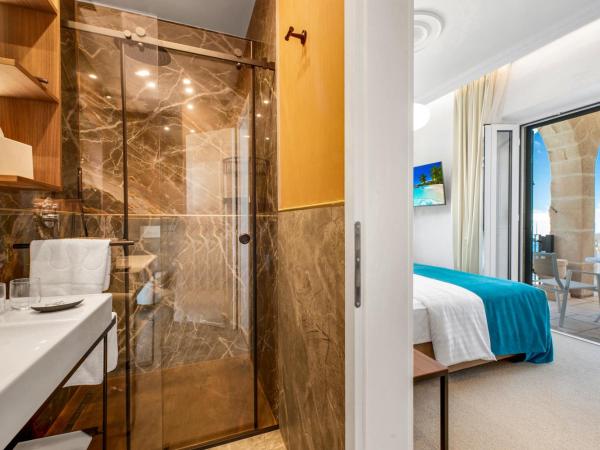 Villa Orabelle : photo 3 de la chambre chambre familiale - vue sur mer