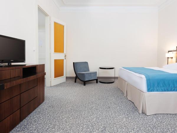 OREA Spa Hotel Bohemia Mariánské Lázně : photo 3 de la chambre chambre double ou lits jumeaux deluxe avec balcon