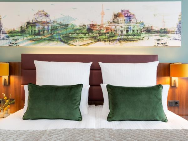 Leonardo Royal Hotel Berlin Alexanderplatz : photo 4 de la chambre chambre double ou lits jumeaux confort