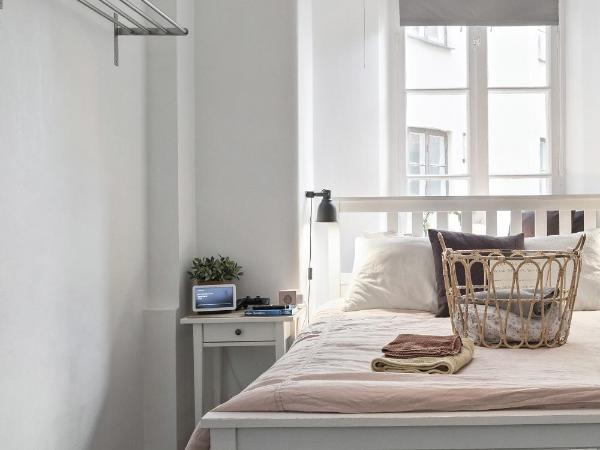 Olof Wijksgatan, by Anna&Jesper : photo 5 de la chambre bungalow standard avec ventilateur