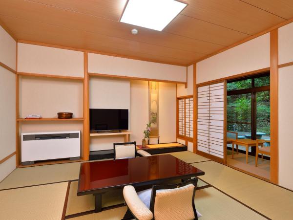 Arima Onsen Gekkoen Yugetsusanso : photo 1 de la chambre japanese-style room -8 tatami-meal provided at restaurant
