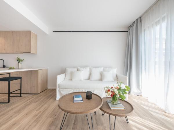 Ceramian Athens : photo 6 de la chambre appartement avec balcon