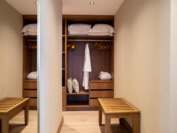 Hotel Granada Center : photo 9 de la chambre suite junior