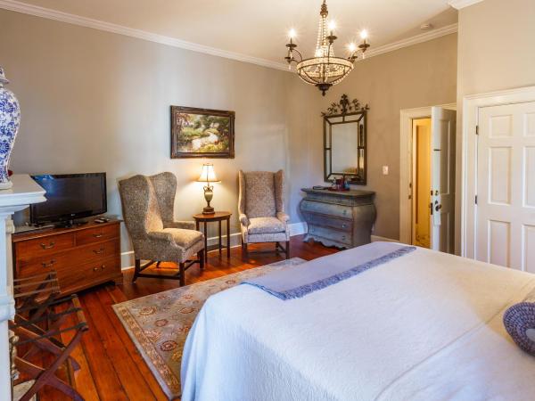Eliza Thompson House, Historic Inns of Savannah Collection : photo 5 de la chambre chambre admiral turner lit king-size de luxe - maison principale