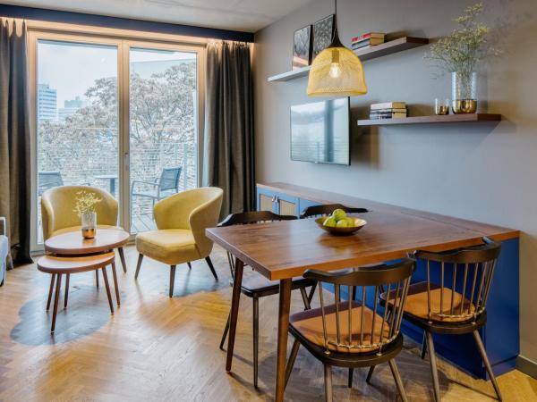 Downtown Apartments Mitte-Wedding : photo 1 de la chambre appartement 2 chambres bleu