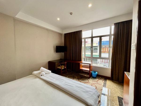 Fan Holiday Hotel : photo 7 de la chambre chambre lit king-size deluxe