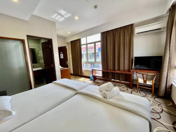 Fan Holiday Hotel : photo 4 de la chambre chambre familiale supérieure