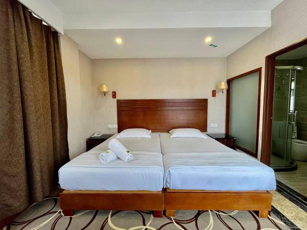 Fan Holiday Hotel : photo 6 de la chambre chambre familiale supérieure