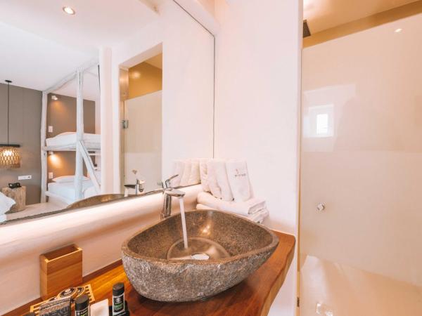 My Mykonos Hotel : photo 10 de la chambre chambre familiale