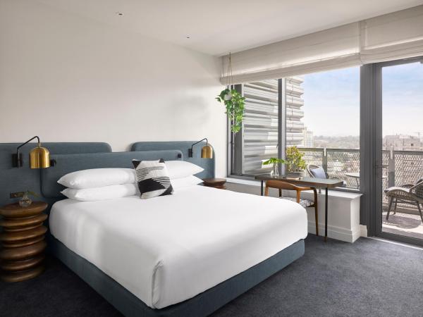 Kimpton Alma San Diego, an IHG Hotel : photo 1 de la chambre chambre lit king-size - vue sur ville
