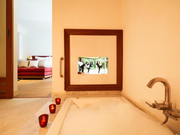 Let's Sea Hua Hin Al Fresco Resort : photo 3 de la chambre suite avec jacuzzi et accès à la piscine - 12 ans minimum