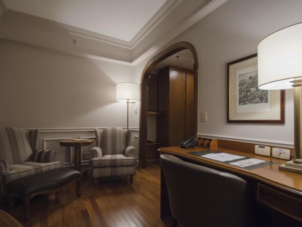 Gran Estanplaza Berrini : photo 9 de la chambre chambre lit queen-size avec balcon