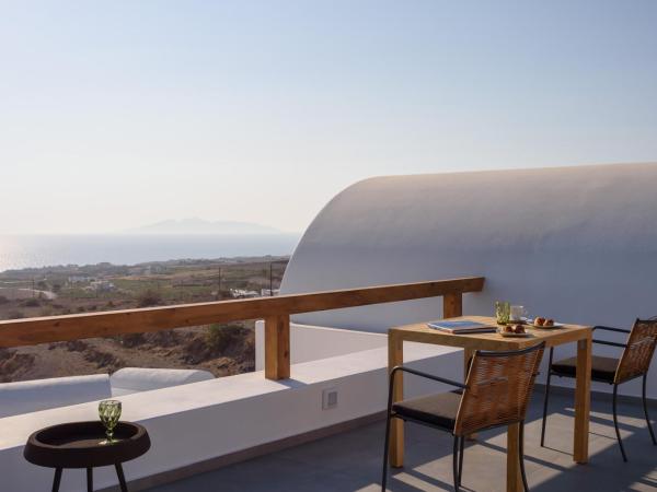 Este Luxury Suites : photo 10 de la chambre suite Élite avec bain à remous - vue sur mer