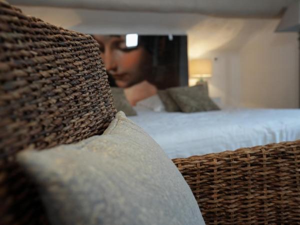 Auberge De La Poulcière : photo 9 de la chambre suite junior lit king-size