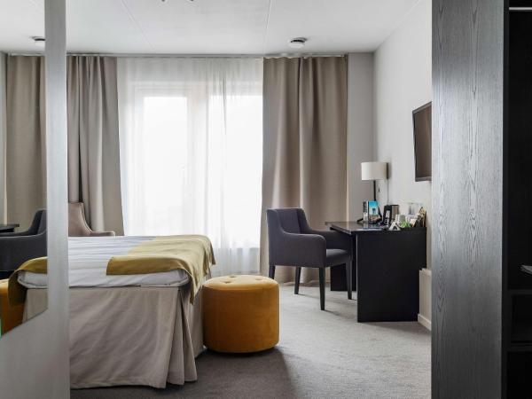 Best Western Plus Hotel Plaza : photo 2 de la chambre chambre lit king-size