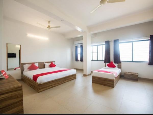 Primrose Guest House : photo 1 de la chambre chambre triple exécutive