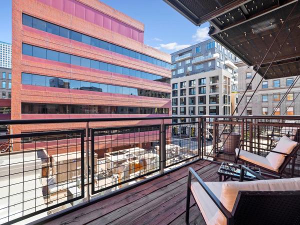 Good Hotels Downtown Denver : photo 4 de la chambre studio avec balcon