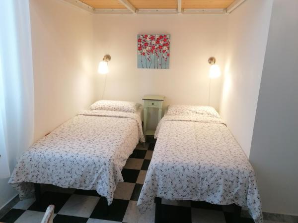 Eco Pisa Tower Guesthouse : photo 8 de la chambre studio triple standard