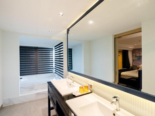 Bhukitta Boutique Hotel Phuket Town : photo 7 de la chambre one-bedroom suite + free coworking space
