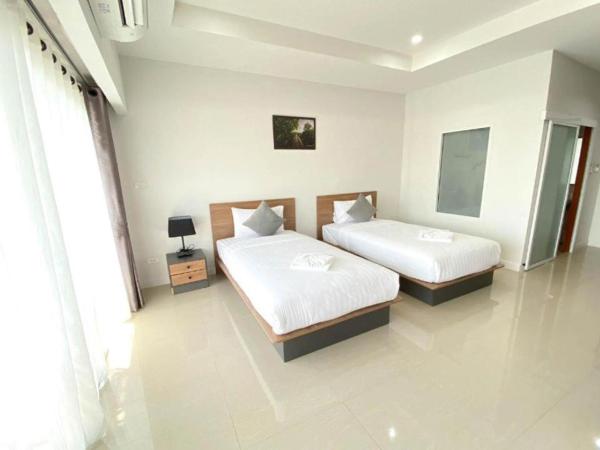 River Kwai View Hotel - SHA Extra Plus Certified : photo 10 de la chambre chambre double ou lits jumeaux deluxe - vue sur rivière