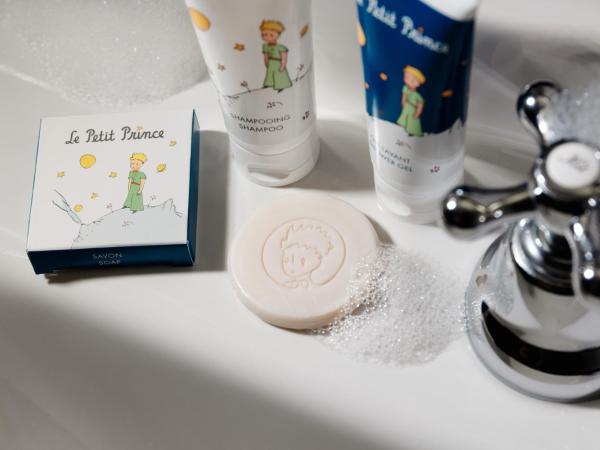 Le 1932 Hotel & Spa Cap d'Antibes - MGallery : photo 6 de la chambre deluxe double room with sofa bed and balcony - sea view