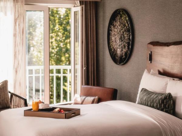 Fairmont Chateau Whistler : photo 5 de la chambre chambre deluxe avec 2 lits queen-size et vue