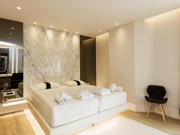 Kahlua Sea View Suites : photo 6 de la chambre suite junior - vue latérale sur mer