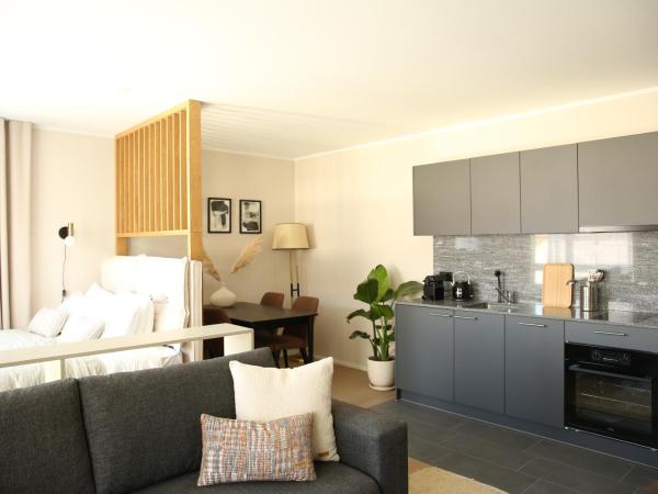 Lamira - Serviced Apartments : photo 10 de la chambre appartement avec balcon