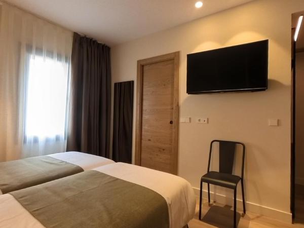 Hotel Marfany : photo 4 de la chambre chambre double supérieure