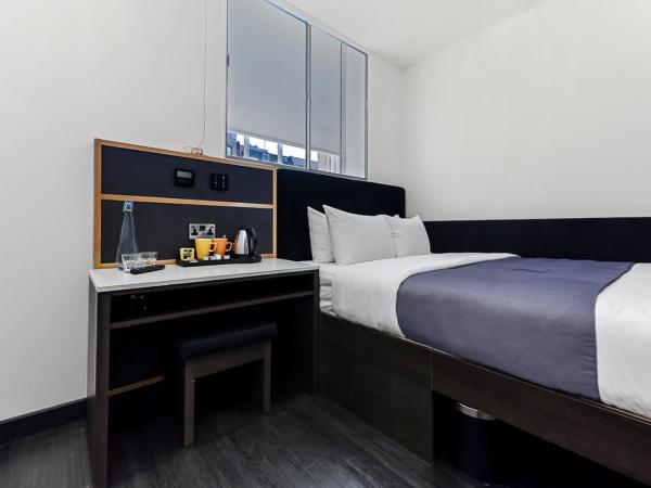 The Z Hotel Strand : photo 1 de la chambre chambre lit queen-size - accessible aux personnes à mobilité réduite