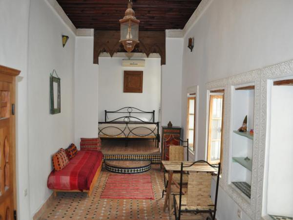 Riad Kasbah : photo 7 de la chambre chambre lit queen-size avec balcon