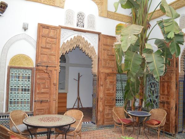 Riad Kasbah : photo 3 de la chambre chambre lit queen-size avec balcon