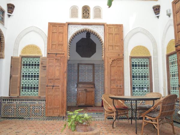 Riad Kasbah : photo 1 de la chambre chambre lit queen-size avec balcon