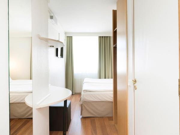 Good Morning+ Göteborg City : photo 5 de la chambre chambre lits jumeaux standard