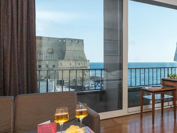 Hotel Royal Continental : photo 1 de la chambre chambre triple supérieure - vue sur mer