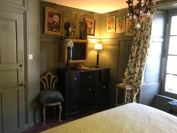 Domaine De La Bastille : photo 4 de la chambre suite familiale