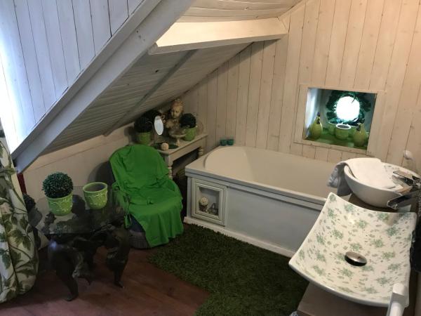 Domaine De La Bastille : photo 5 de la chambre suite familiale