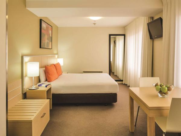 Travelodge Hotel Wellington : photo 8 de la chambre chambre lit king-size standard