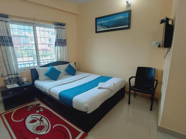 Golden Lake : photo 8 de la chambre chambre lit king-size - vue sur lac