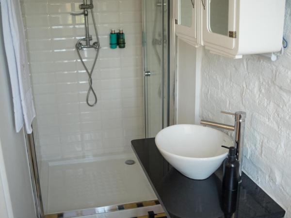 3 Marias Residence : photo 1 de la chambre suite avec balcon