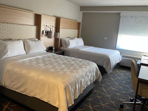 Holiday Inn Hotel & Suites Chicago - Downtown, an IHG Hotel : photo 2 de la chambre chambre standard avec 2 lits queen-size
