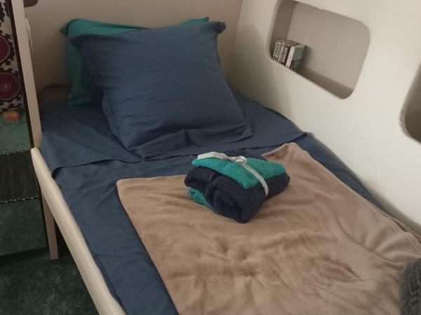 Loc de cabines sur Yacht : photo 4 de la chambre cabine de bateau supérieure