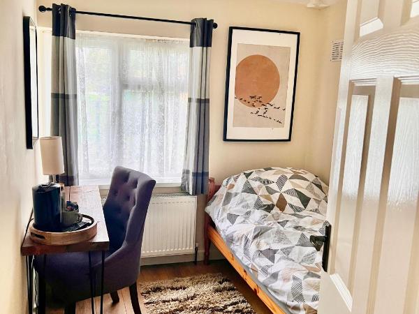 Guest House Rooms Birmingham : photo 1 de la chambre chambre simple Économique