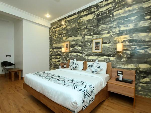 Hotel Yulia- Le Amour Inn : photo 4 de la chambre chambre double supérieure