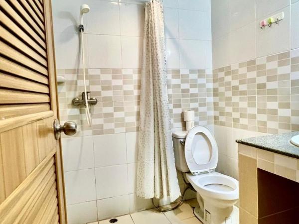 Lewiinski's Hotel : photo 3 de la chambre chambre lit queen-size deluxe