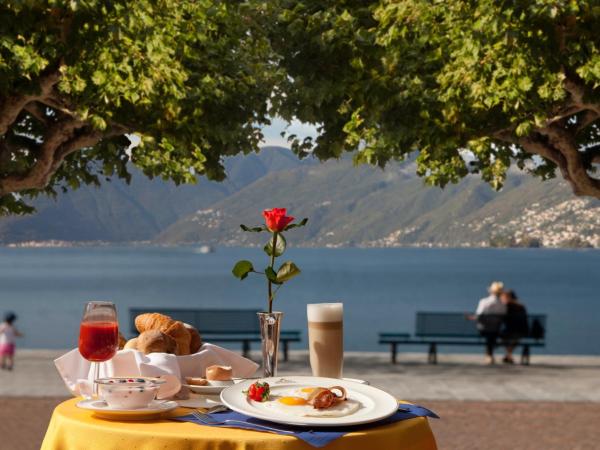 Hotel Tamaro : photo 4 de la chambre chambre simple - vue sur lac