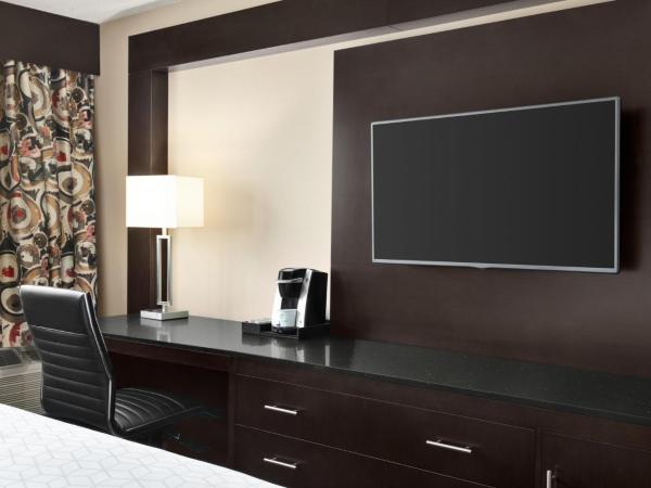 Holiday Inn Louisville East - Hurstbourne, an IHG Hotel : photo 2 de la chambre chambre lit king-size premium