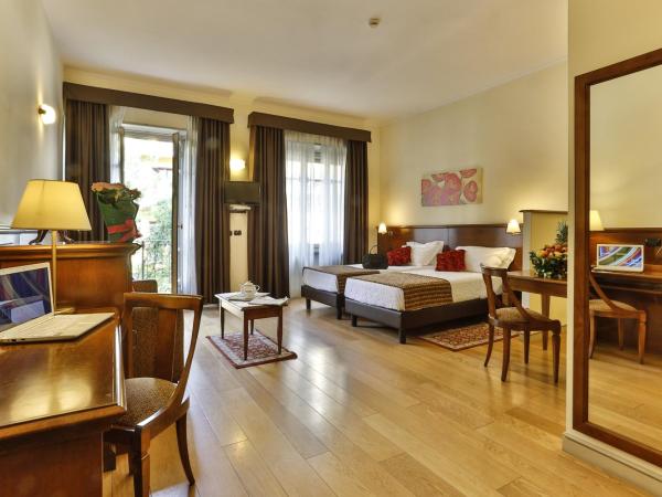 Hotel & Residence Torino Centro - Stazione Porta Susa : photo 7 de la chambre chambre quadruple