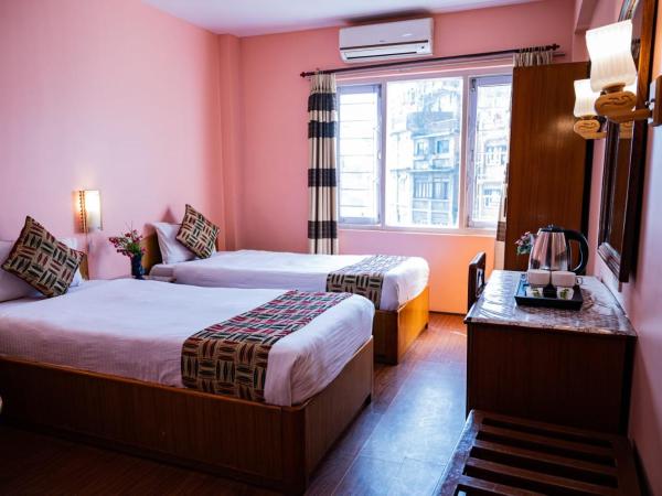 Kathmandu Prince Hotel : photo 4 de la chambre chambre double ou lits jumeaux standard
